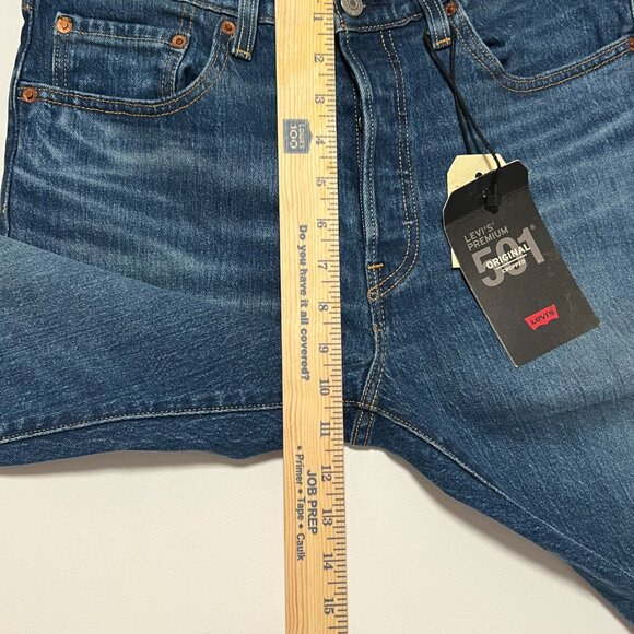 Levi's 501 Premium Jeans *NWT Original Cropped Button Fly Women's size 28x26 - Picture 5 of 11